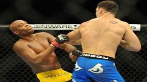 1373177083000-USP-MMA-UFC-162-Silva-vs-Weidman-silva-1307070205_x-large1