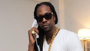 040312-shows-106-park-2chainz-backstage