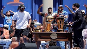 2026-06-18T231745Z_1832686744_MT1USATODAY29226969_RTRMADP_3_NBA-NEW-YORK-KNICKS-CHAMPIONSHIP-PARADE-copy