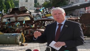 ap-lindsey-graham-dies-800x600