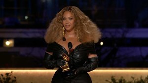 cbsn-fusion-beyonce-takes-home-28th-grammy-to-become-most-honored-female-artist-thumbnail-668411-640x360