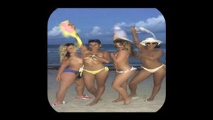 lisarayetopless