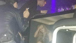 lohan_under_table