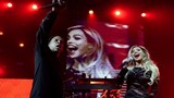 jay-z-beyonce-directv-feb-2014-650