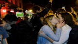 kiss